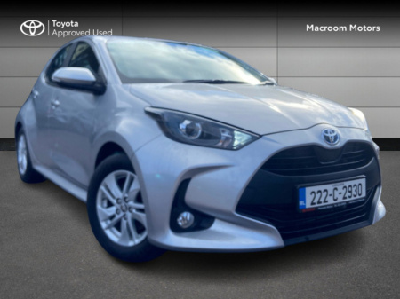 2022 Toyota Yaris 1.5 HYBRID LUNA 4DR AUTO €23,000