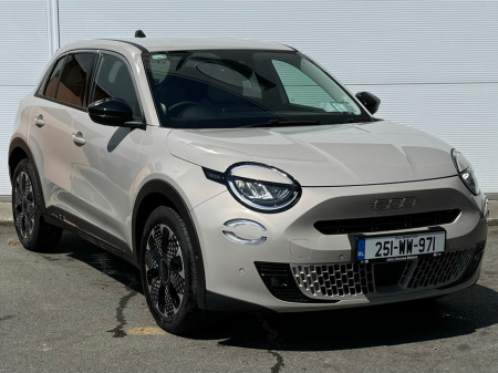 2025 Fiat 600 *DEMO* E | La PRIMA | 54kw | 154hp