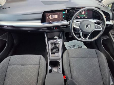 2021 Volkswagen Golf LIFE TDI €24,950