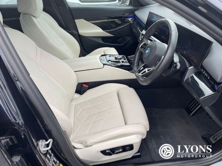 2024 BMW 5 Series 530e M Sport Pro Saloon €65,950