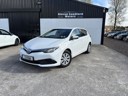 2017 Toyota Auris 