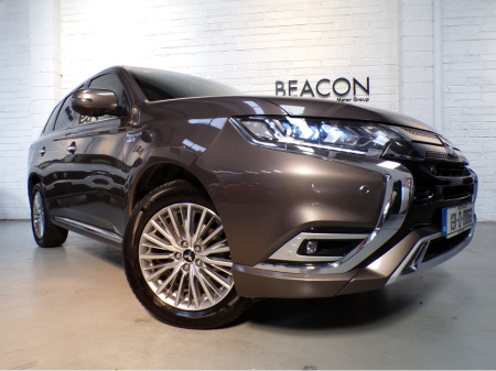 2019 Mitsubishi Outlander *2.4 AUTO HYBRID PLUG-IN*4X4*MITSUBISHI OUTLANDER*WINTER PACK*ELECTRIC HEATED LEATHER AND ALCANTARA SEATES*HEATED S-WHEEL*360 COLOUR CAMERA*PARKING SENSORS*FULL SAFETY PACK*ACTIVE BRAKING €24,900