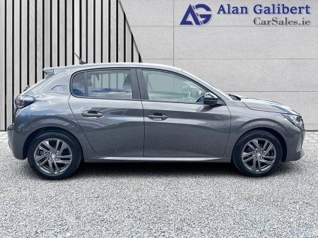 2022 Peugeot 208 ACTIVE 1.2 Petrol €