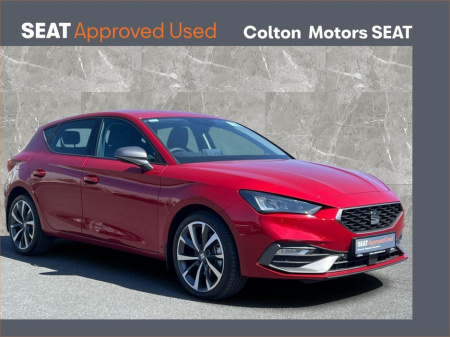 2025 SEAT Leon 1.5TSI 204hp e-hybrid FR €40,995