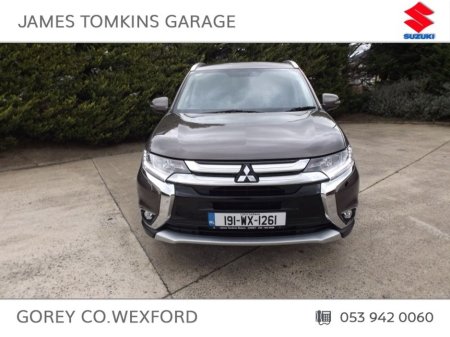 2019 Mitsubishi Outlander 2.2 DI-D 150PS 6MT 4WD 7-Seater BlackLin