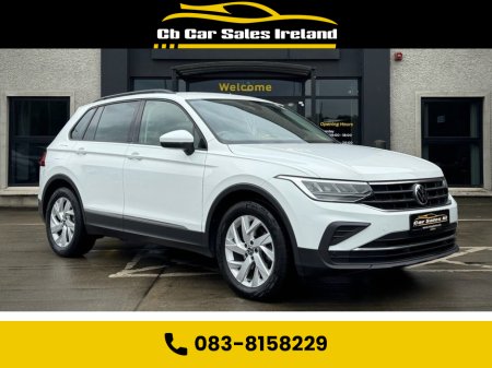 2021 Volkswagen Tiguan 2.0 TDI Life SUV 5dr Diesel DSG 18' ALLOY WHEELS, APP CARPLAY,FRONT AND REAR PARKING SENSORS