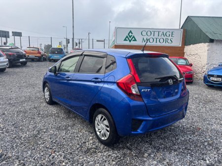 2016 Honda Fit  €11,500