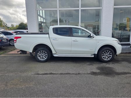 2017 Mitsubishi L200 DID TITANIUM 4WD D/C 178BHP 2.5 CR 4WORK 4DR €16,990