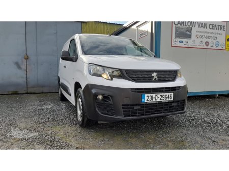 2023 Peugeot Partner  €13,750