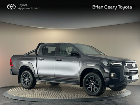 2025 Toyota Hilux 2.8 INVINCIBLE AUTO