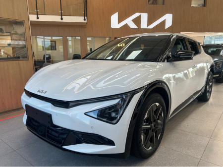 2025 Kia EV6 0% FINANCE, FREE CHARGER. EARTH MODEL.