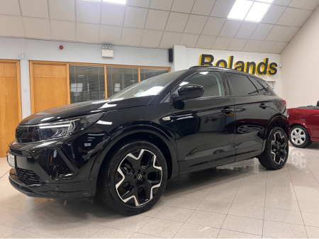 2023 Opel Grandland ONLY 6,000 Kms Massive Spec GS New Generation 2023 Opel Grandland  Showroom Condition www.bolands.ie Est.1955
