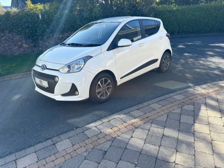 2017 Hyundai i10 PREMIUM
