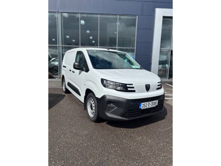 2025 Peugeot Partner 