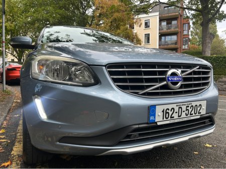 2016 Volvo XC60 SE LUXURY LEATHER INTERIOR PARKING CAMERA €14,995