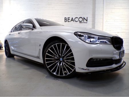 2018 BMW 7 Series 2018*ONLY 11,000 MILES*BMW 740E*PLUG-IN HYBRID*I-PERFORMANCE PRO EDITION*AMAZING ON FUEL,POWER AND A VERY COMFORTABLE DRIVE*SOFT CLOSE DOORS*FULL LEATHER MEMORY ELECTRIC MESSAGE HEATED AND AIRCON