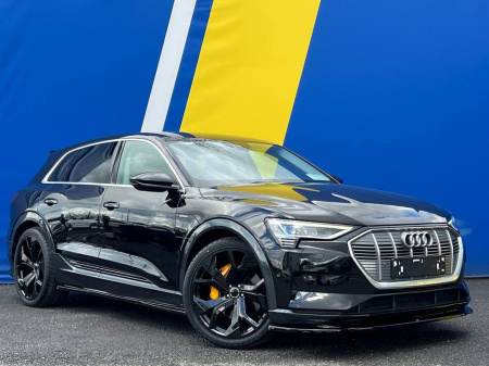 2020 Audi e-tron 50 QUATTRO // LEATHER INTERIOR // ADAPTIVE AIR SUSPENSION // RS-PERFORMANCE PACKAGE