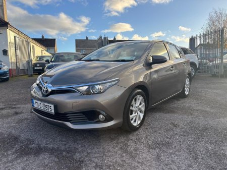 2017 Toyota Auris 1.4 D-4D LUNA 4DR   FINANCE   ARRANGED €13,750