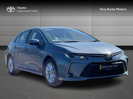 2021 Toyota Corolla Saloon Luna Edition Hybrid - Automatic - 1 Owner - Tax EUR 180 – NCT Until 2027 Approved. // Remote Central Locking // Front Electric Windows // Rear Electric Windows // Electric Mirrors // Fing