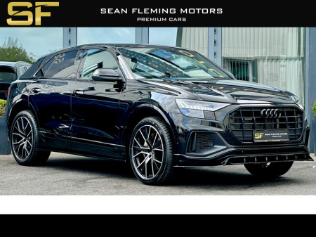 2023 Audi Q8 S LN BLK ED 55TFSI E Q €76,950