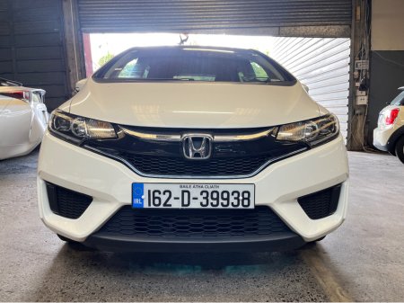 2016 Honda Fit DAA-GP6 HYBRID 5DR AUTO €10,995