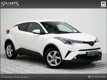 2016 Toyota C-HR 1.2T LUNA MODEL. WHITE WITH BLACK CLOTH. 17” ALLOYS, REAR CAMERA, CRUISE CONTROL, BLUETOOTH, BLUETOOTH AUDIO €16,945