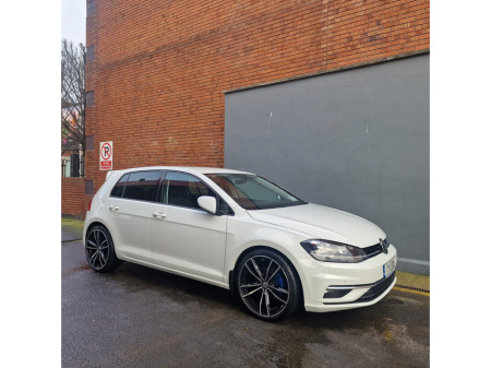 2017 Volkswagen Golf 1.6 TDI 5DR 115HP Highline €14,950