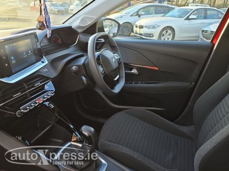 2022 Peugeot 208 Active 1.2 €14,995