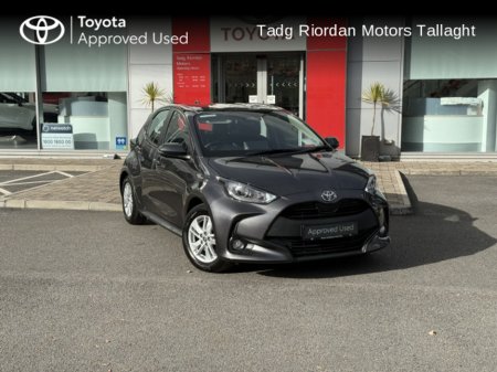 2025 Toyota Yaris HYBRID 115 Luna