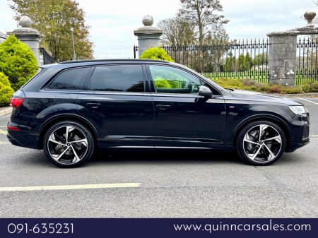 2021 Audi Q7 55 TFSI E BLACK EDITION QUATTRO==N1 5 SETAER CREW CAB==€62,950 PLUS VAT== €62,950