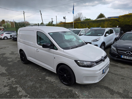 2022 Volkswagen Caddy 102HP MANUAL 6SPEED FWD 5DR €15,999