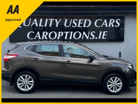 2015 Nissan Qashqai 1.2 PET SV 4DR 5DR//NEW N,C,T//JUST SERVICED//
