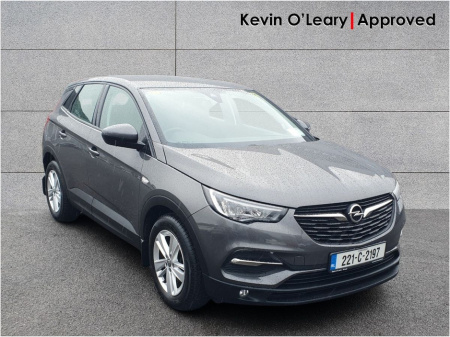 2022 Opel Grandland X SC 1.2i 130PS €25,900