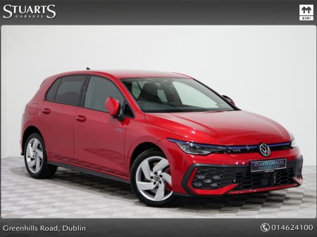 2025 Volkswagen Golf *FACELIFT BIGGER BATTERY* UPTO 130KM ELEC RANGE FROM 19.7KW BATTERY. GTE GOLF 272PS, FINISHED IN KINGS RED METALLIC