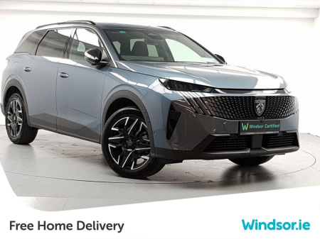 2025 Peugeot 5008 1.2 Hybrid 136bhp E-DCS6 Allure