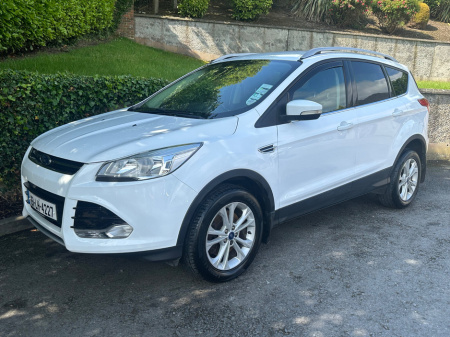 2015 Ford Kuga 2.0TDCI 150PS Titanium €9,950