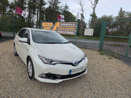2017 Toyota Auris Hybrid Aura
