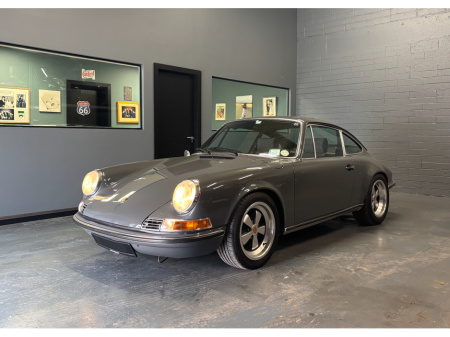 1985 Porsche 911 Rennsport €225,000