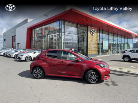 2021 Toyota Yaris HYBRID LUNA SPORT