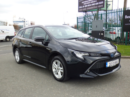 2021 Toyota Corolla 1.8 HYBRID LUNA AUTO ESTATE // EXCELLENT CONDITION // ONE OWNER // DOCUMENTED SERVICE HISTORY // CRUISE, BLUETOOTH AND ALLOY WHEELS // 08/27 NCT //
