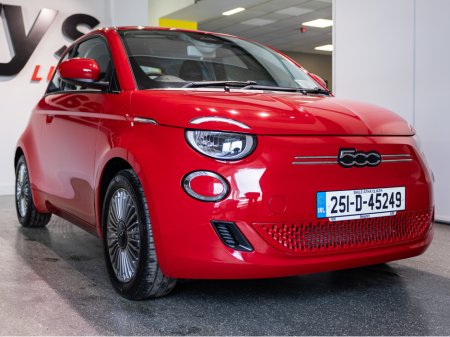 2025 Fiat 500e ICON 42KWH 3DR AUTO €23,450
