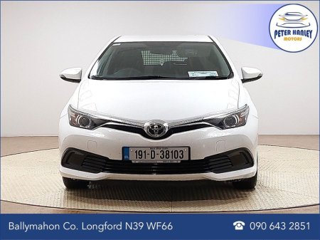 2019 Toyota Auris 1.4 D-4D (90) 5Dr Aura €11,450