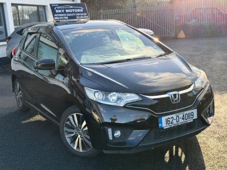 2016 Honda Fit  €11,890