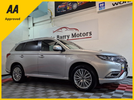 2019 Mitsubishi Outlander 2.4 PHEV INSTYLE 4WD AUTOMATIC **ORIGINAL IRISH CAR / LOW MILEAGE / ADAPTIVE CRUISE CONTROL / APPLE CARPLAY / DIAMOND QUILTED LEATHER / HEATED FRONT SEATS & STEERING WHEEL / 360 PARKING CAMERA**