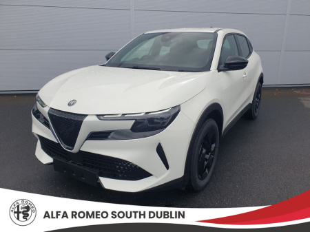 2025 Alfa Romeo Junior