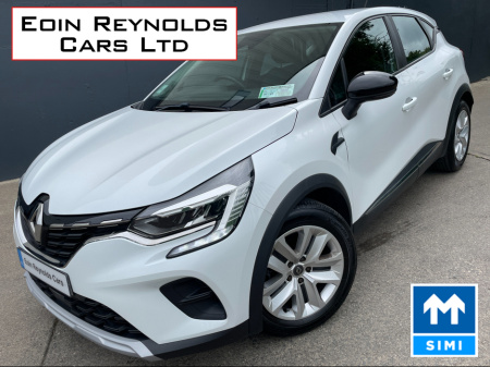 2021 Renault Captur PLAY TCE 130  AUTO LOW KMS! AS NEW! €20,995
