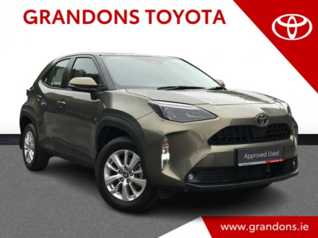 2024 Toyota Yaris Cross LUNA - GRANDONS