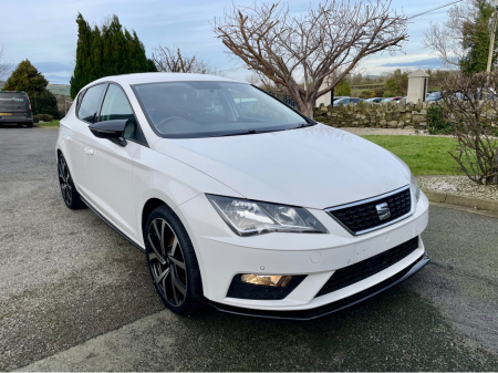 2019 SEAT Leon SE DYNAMIC 1.6 TDI**BODY KIT**SAT NAV**TWO KEYS**BELTED**MINT**FSH**