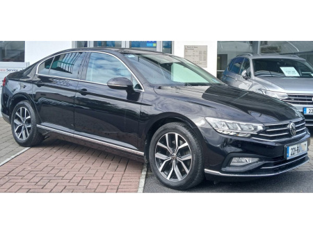 2022 Volkswagen Passat Elegance 2.0 TDI 150HP *FULL LEATHER INTERIOR, REAR VIEW CAMERA, ANDROID AUTO & APPLE CARPLAY, ADAPTIVE CRUISE CONTROL*