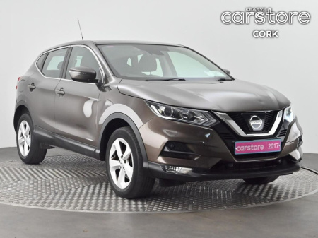 2017 Nissan Qashqai 1.2 PET XE €16,888